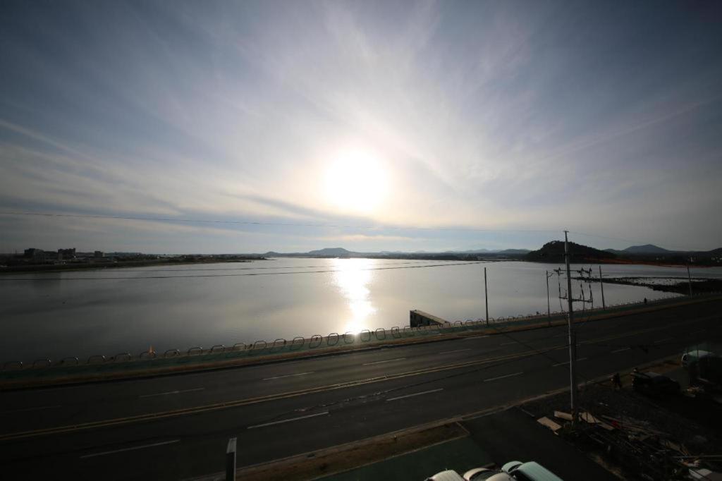 Hotel Aroha Jeju Seogwipo Eksteriør billede