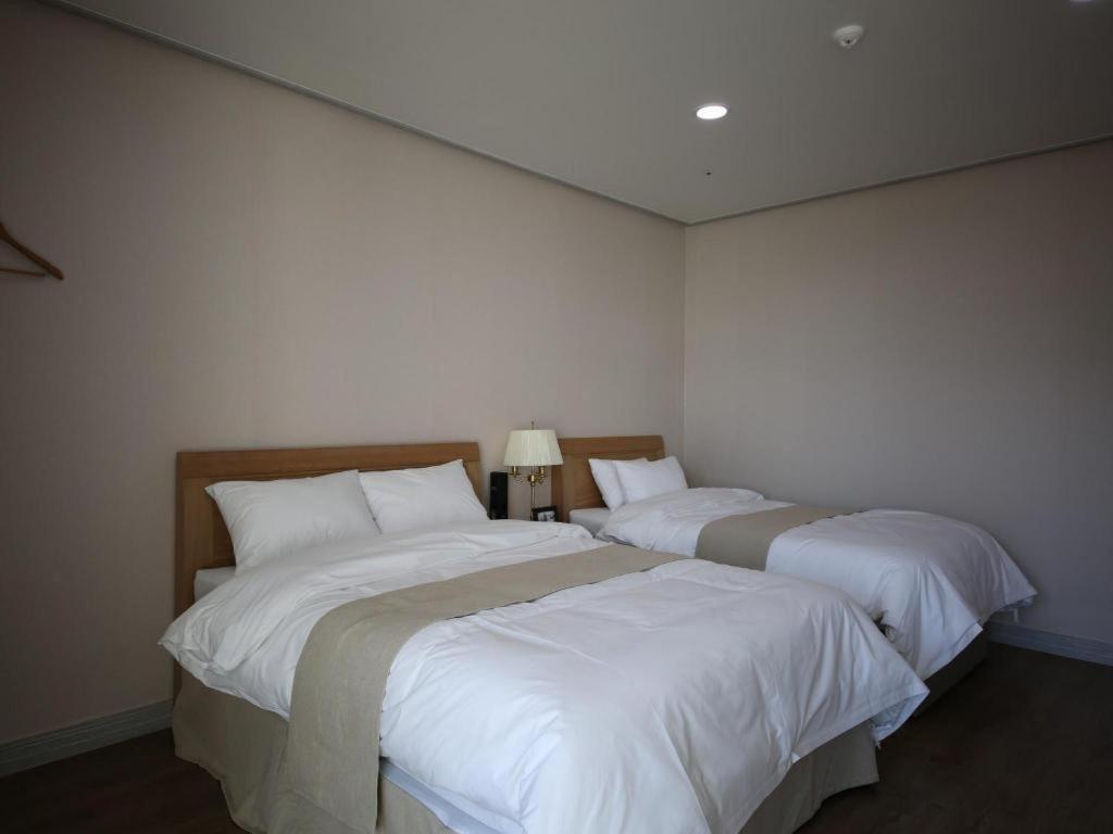 Hotel Aroha Jeju Seogwipo Eksteriør billede